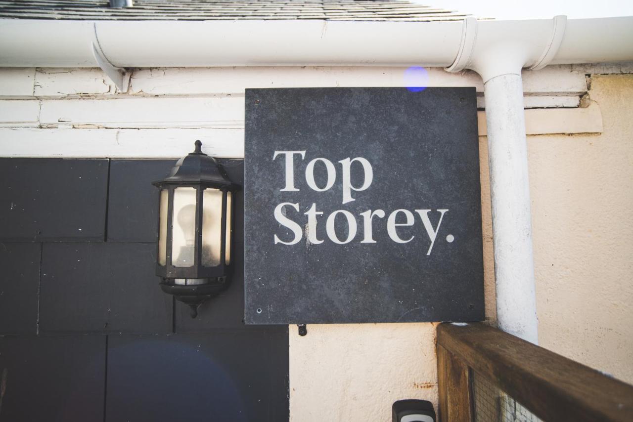Top Storey Dartmouth Exteriör bild